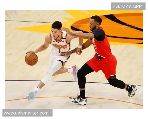 战术革新!新教练如何激活布克? 战术革新!新教练如何激活布克?